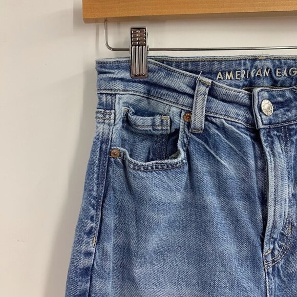American Eagle Women's Strigid Ripped Distressed Mom Jean in Blown Out Blue SZ 0 - Picture 3 of 15